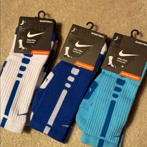 SOLD. Nike socks men’s dri fit